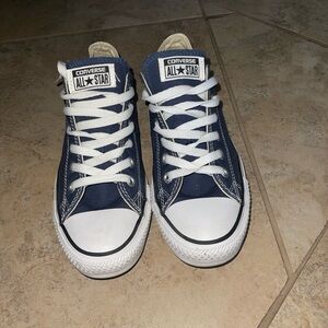 Like blue blue Jean converse